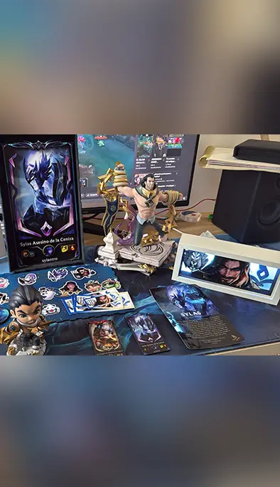 Lightbox Lampara de Sylas de League of Legends